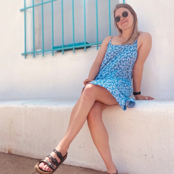 Meet your Posher, Megan - Picture 4 of 5